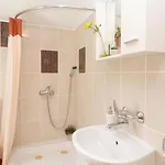 Andela سكرادين