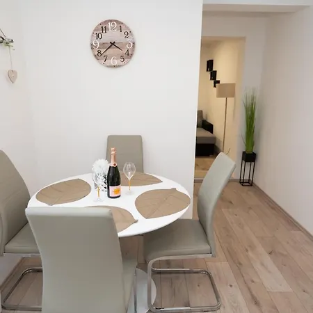 Apartments Andela Guest house