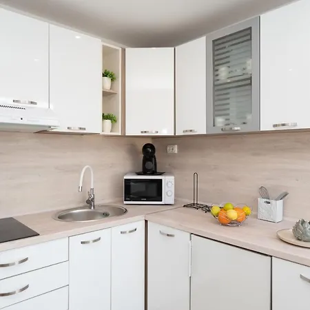 בית הארחה Andela סקארדין