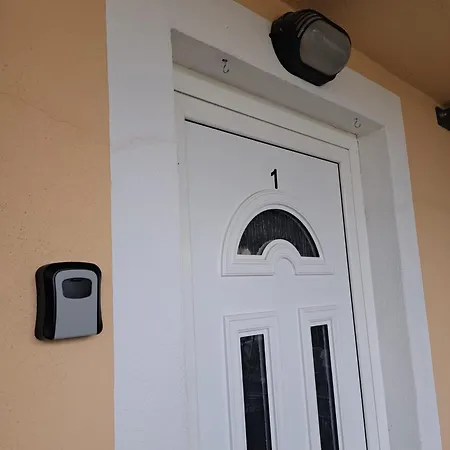 Apartments Andela Guest house 3*