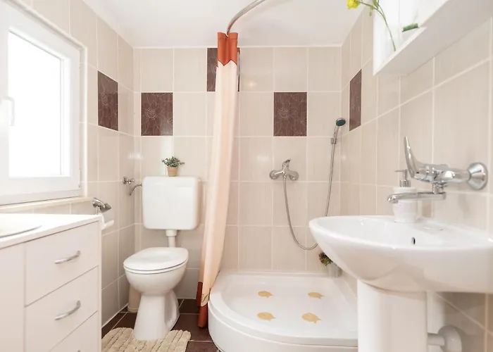 Apartments Andela 3* Skradin